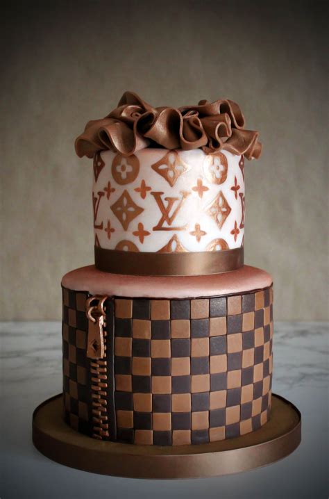 louis vuitton bag birthday cake|designer Louis Vuitton birthday cakes.